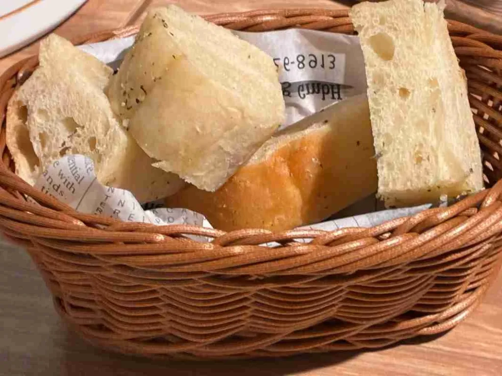 GENKA BISTRO CHEESE＋　パンとフォカッチャ