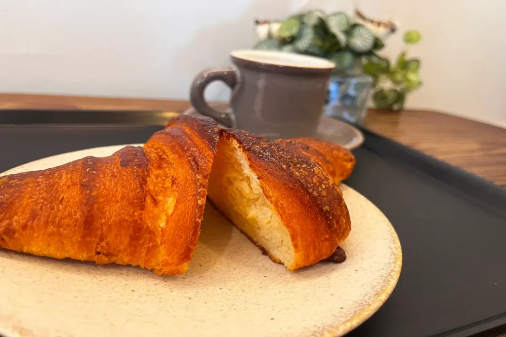 new bird イートインのクロワッサン