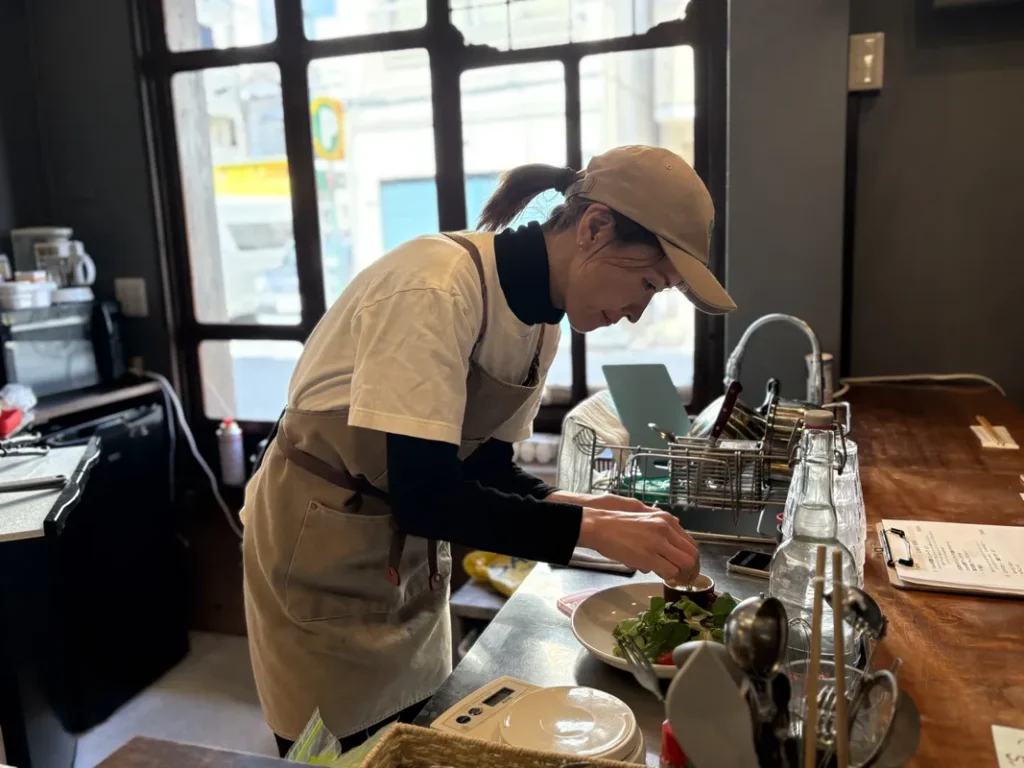 Enerie淡路店　店長調理の様子