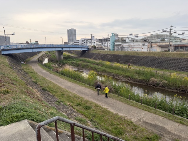 安威川沿いの様子