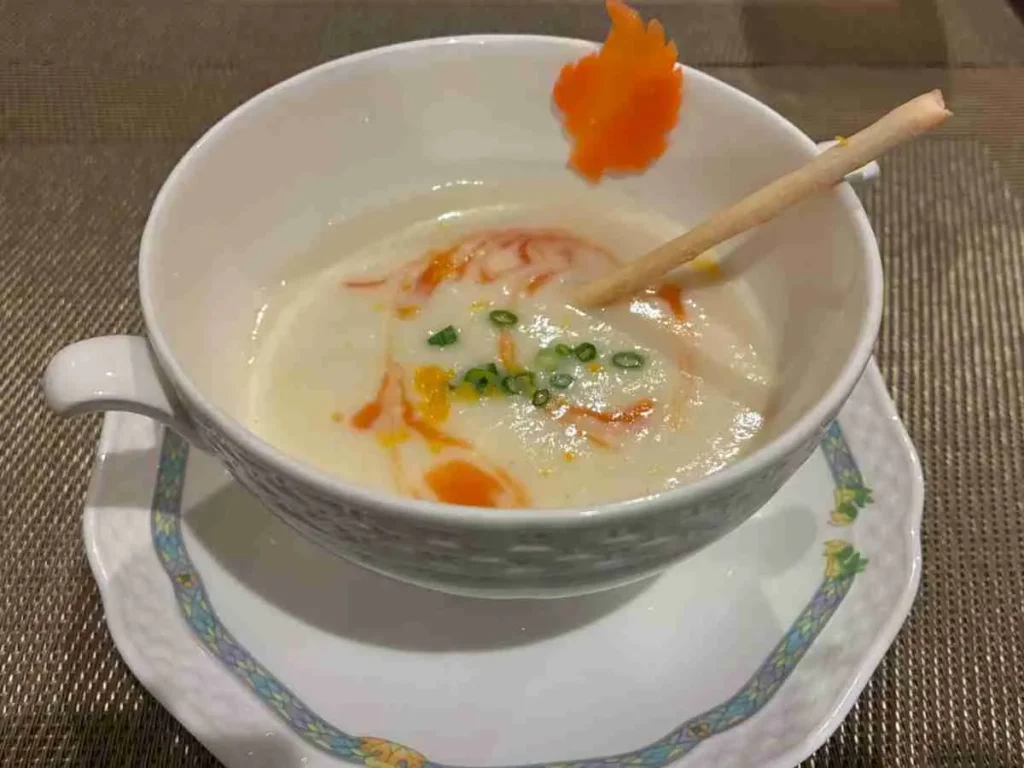 高槻フレンチレストランTAKE　スープ