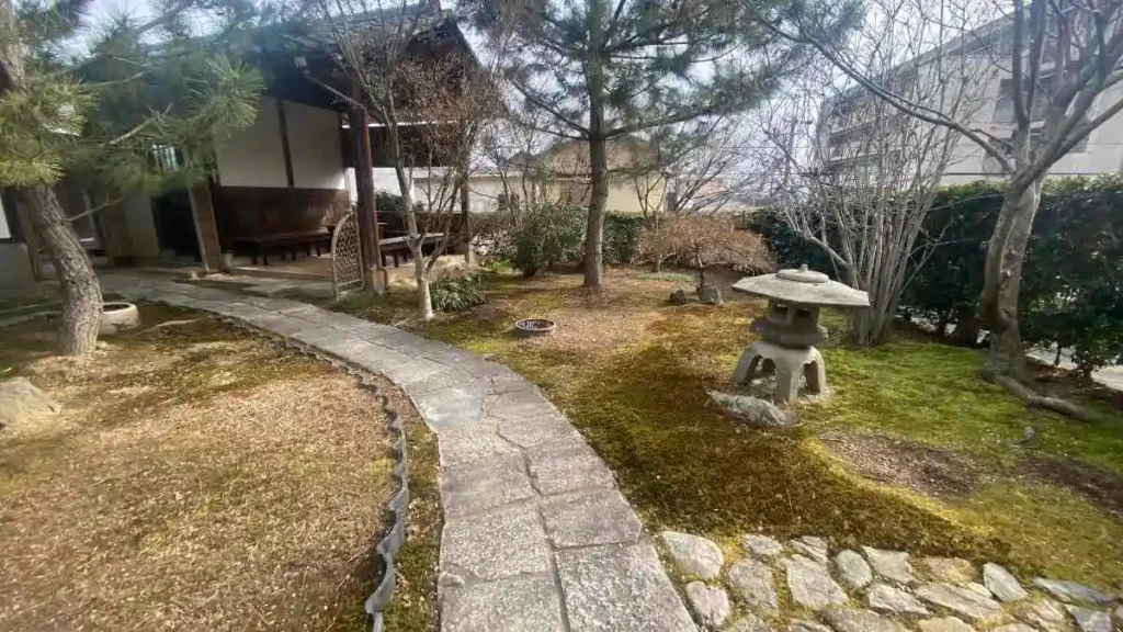 福成寺の庭園