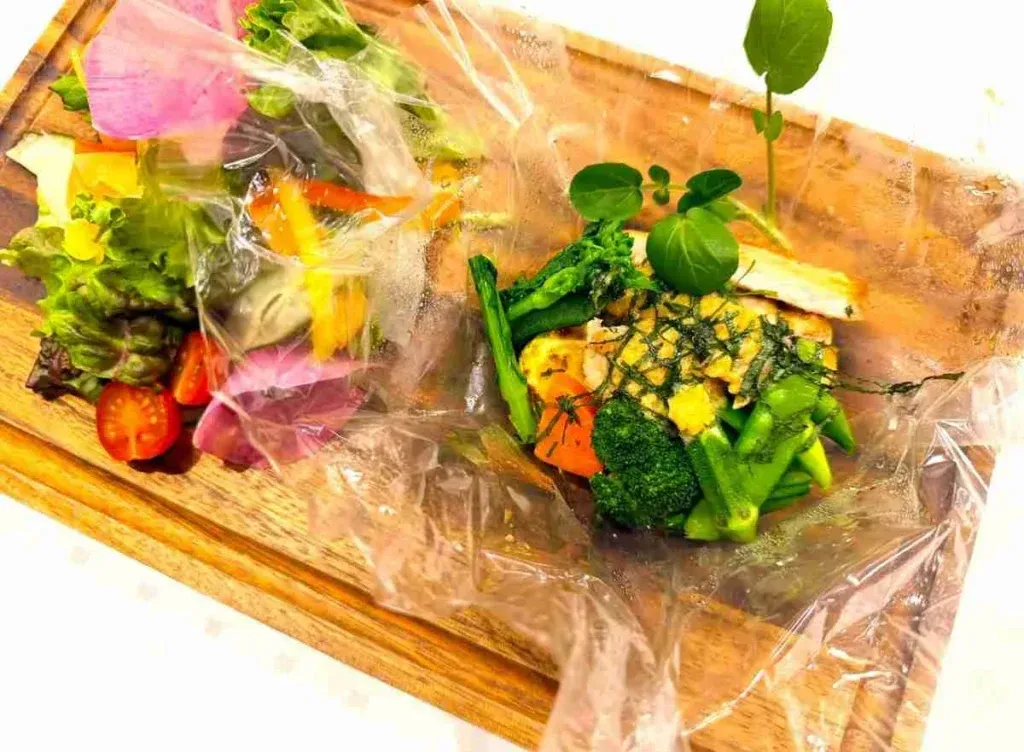 ホテルアベスト高槻1F リトルグリーンカフェ ポークチャップ