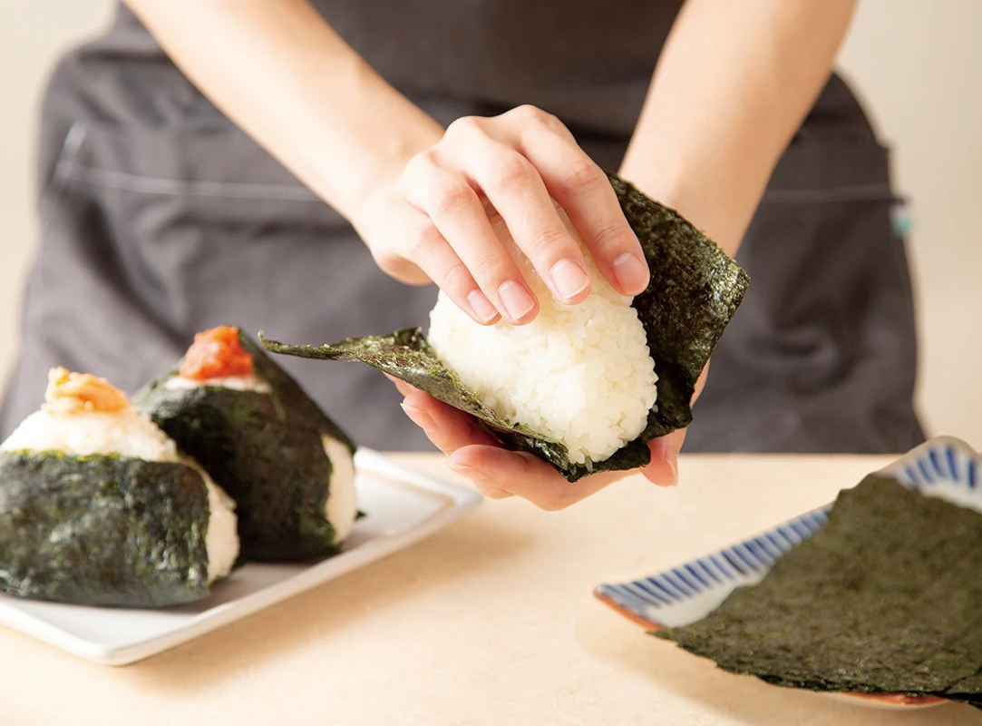 にぎりたてが味わえる！「こだわりおにぎり ひとにぎり」新店舗がエキマルシェ大阪に3月17日オープン
