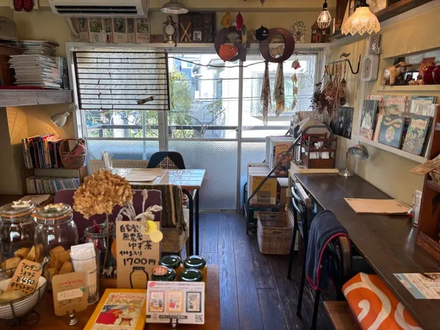 ひつじ茶房の店内写真3