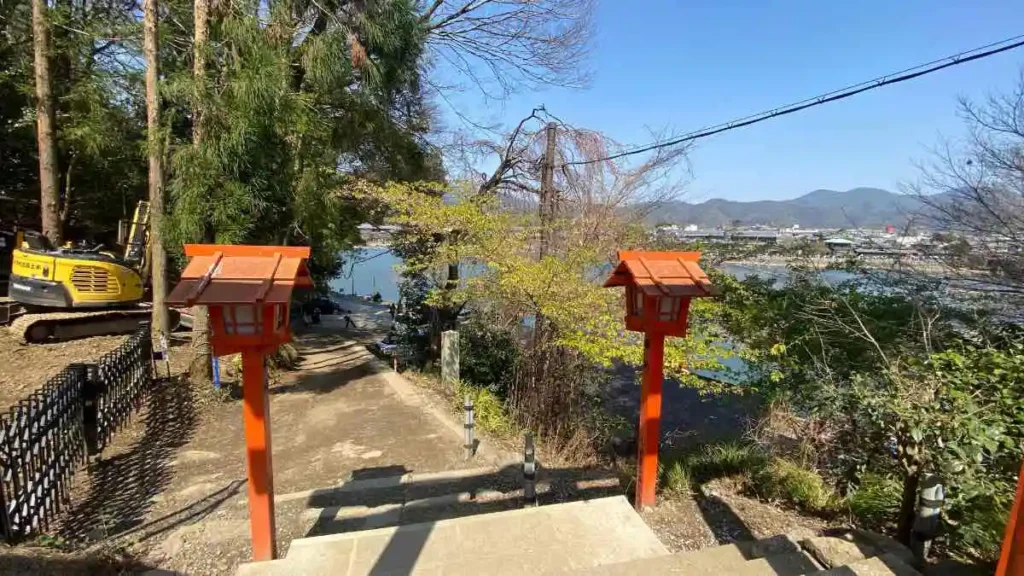 神社の帰り道