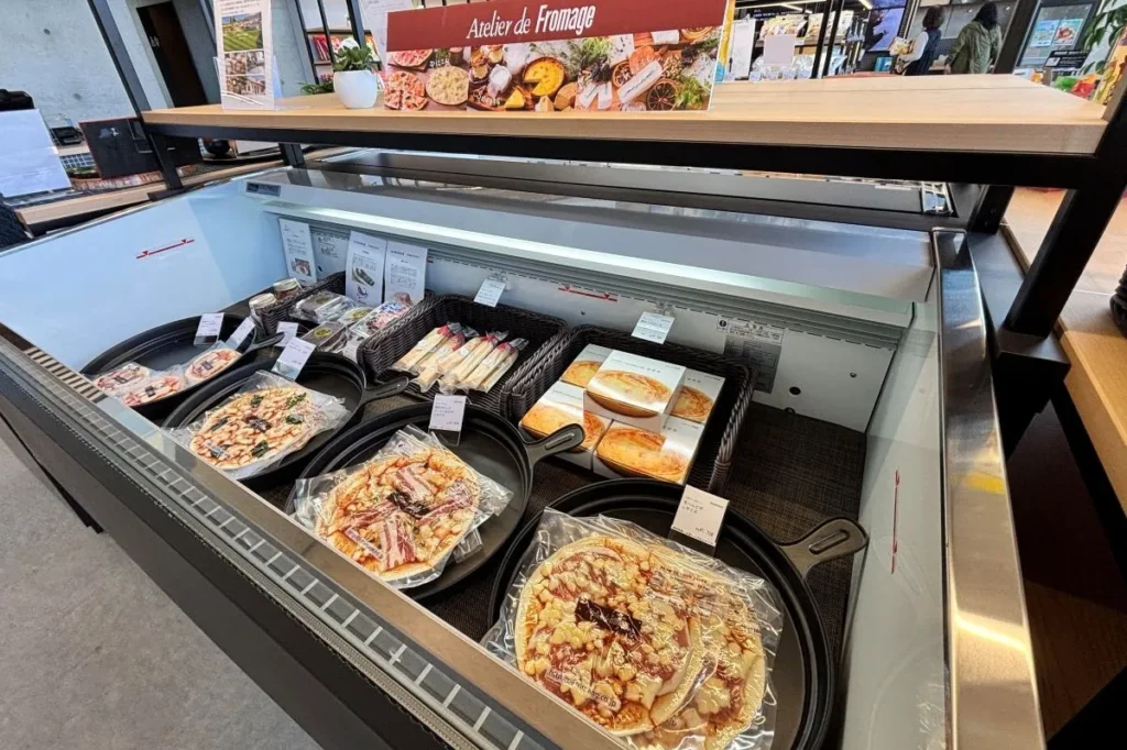 冷凍ピザコーナー