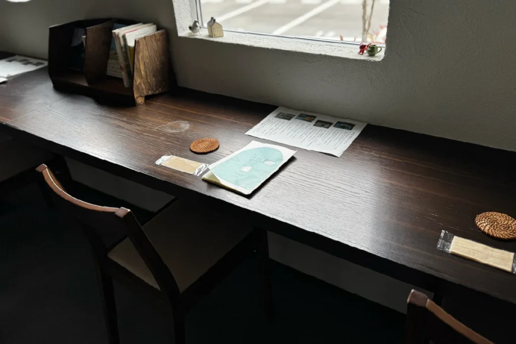 喫茶ぜんもん堂　内観