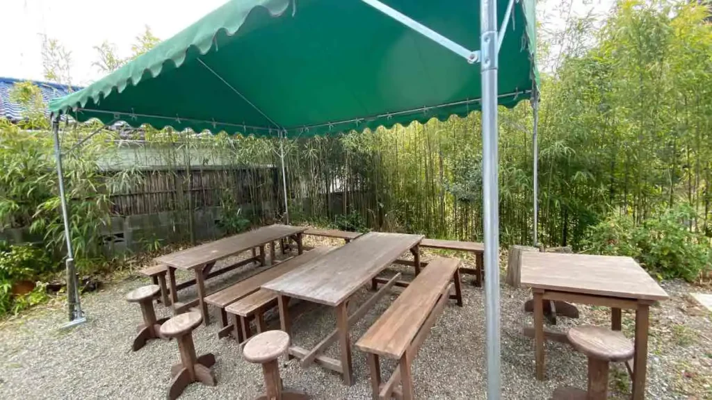 こばやしテラス席