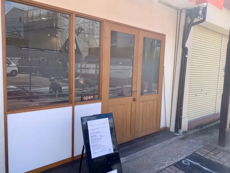 コミ―　外観２