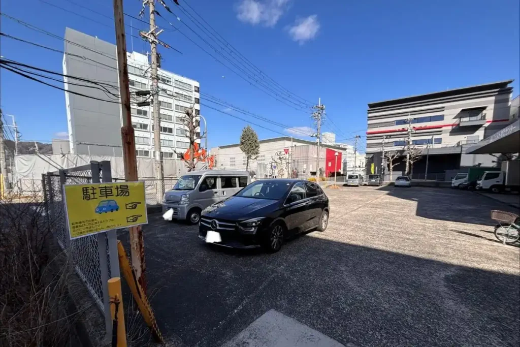 アシスト物流センター　無料駐車場