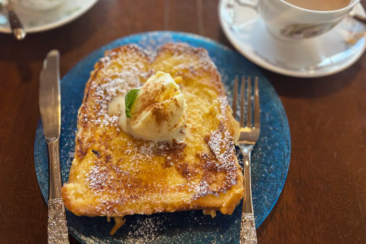 東灘区森北町のブックカフェ「MAMEDA COFFEE 豆狸珈琲店」