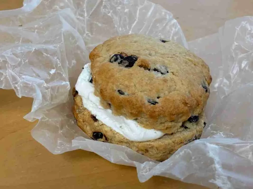 manu-a-manu BAKE　スモア風スコーン