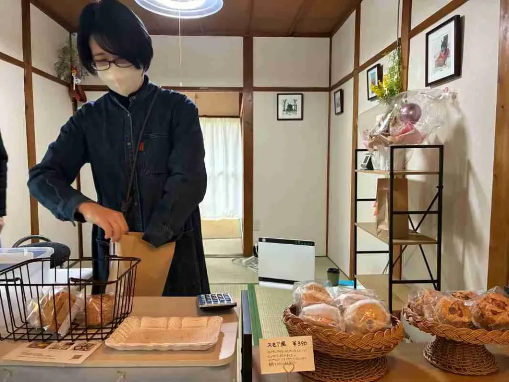 manu a manuBAKE　　店頭