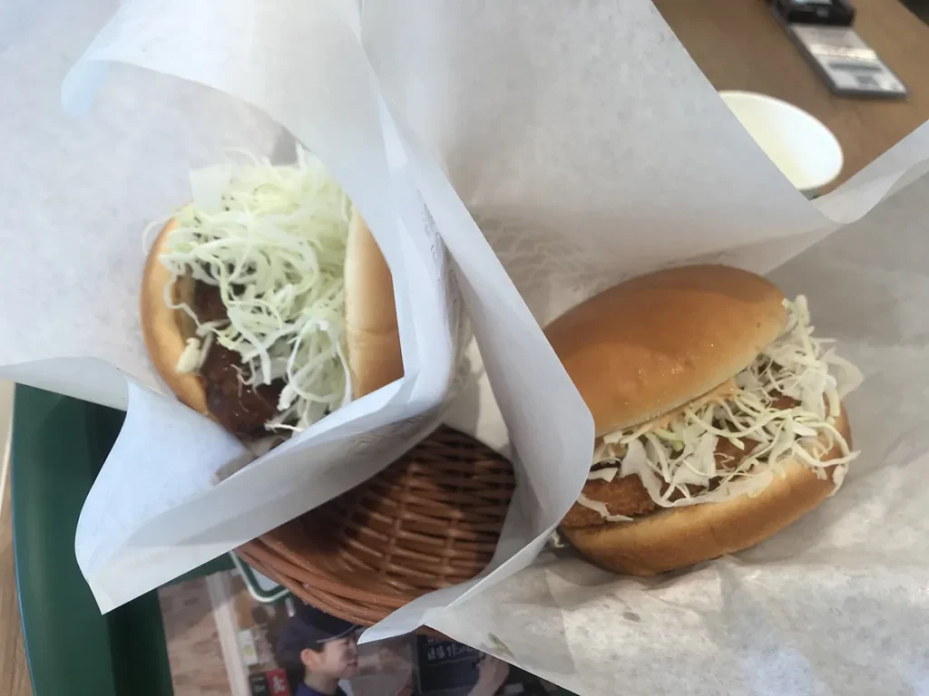 MOS BURGER（大阪市北区・うめきたグリーンプレイス）