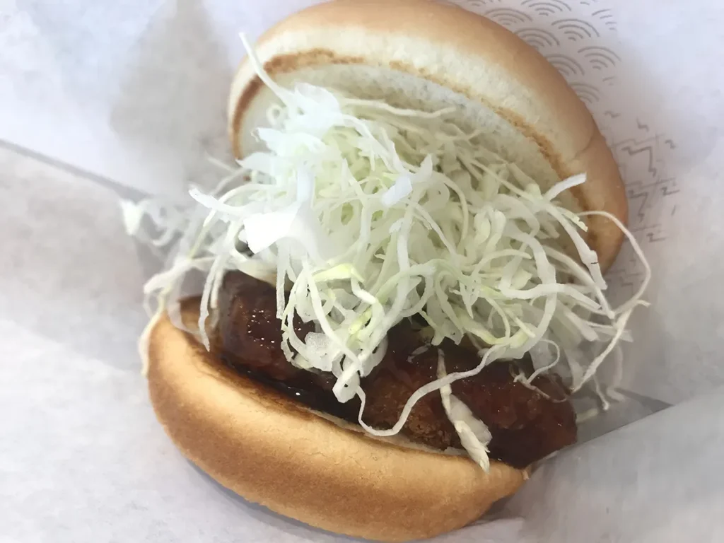 MOS BURGER　ロースカツバーガー