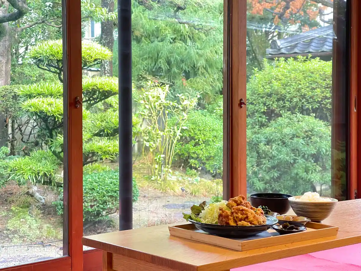 長岡京市「おばんざいとお酒 なかの邸」、時を重ねた名建築で、心ほどける時間を。