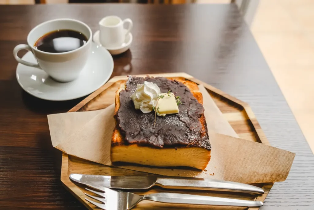 cafe Nanan あんバタートーストセット