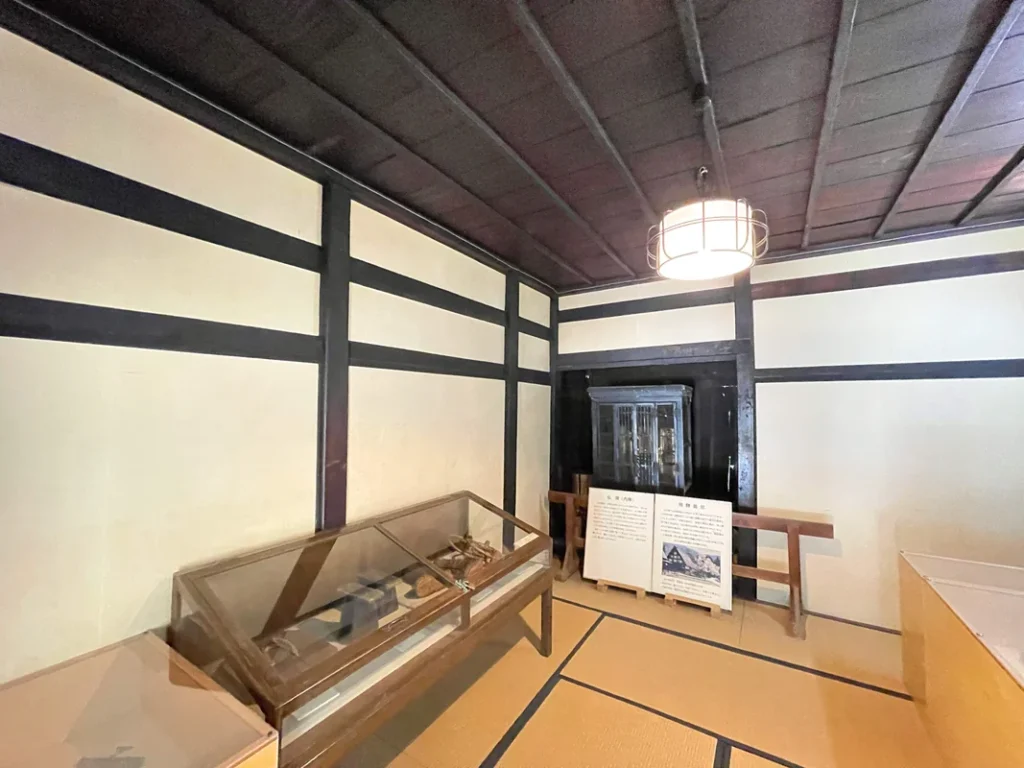 日本民家集落博物館　仏間