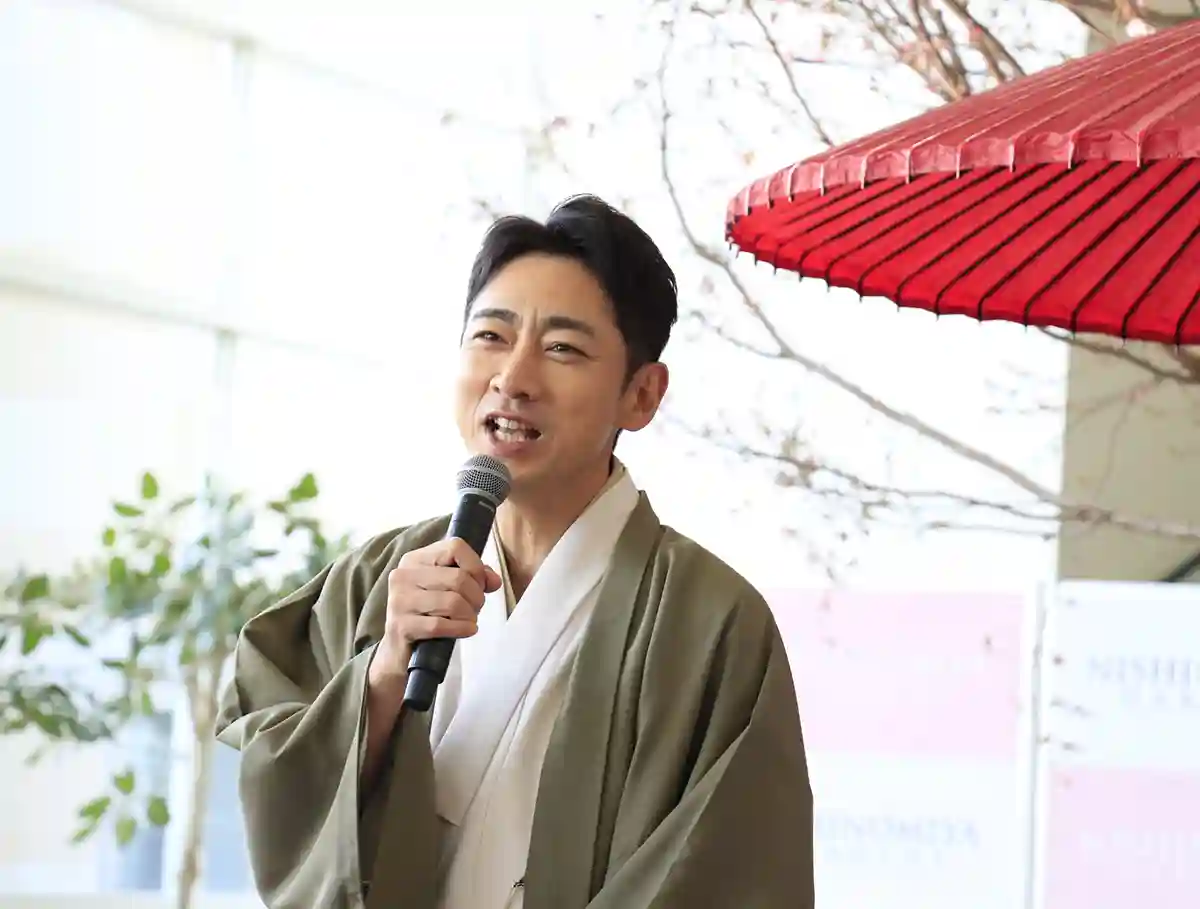 阪急西宮ガーデンズに小泉孝太郎さんが来場！日本酒に野球、西宮にまつわる意外なエピソードも