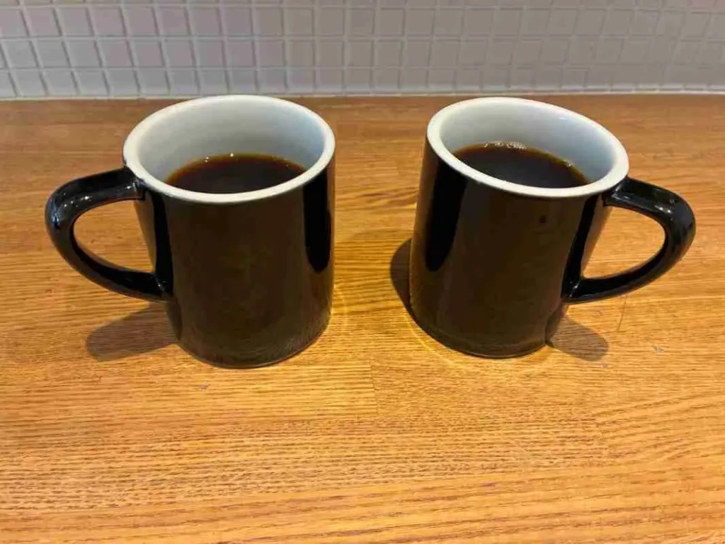NO COFFEE NO WORKEE マグカップにはいったコーヒー
