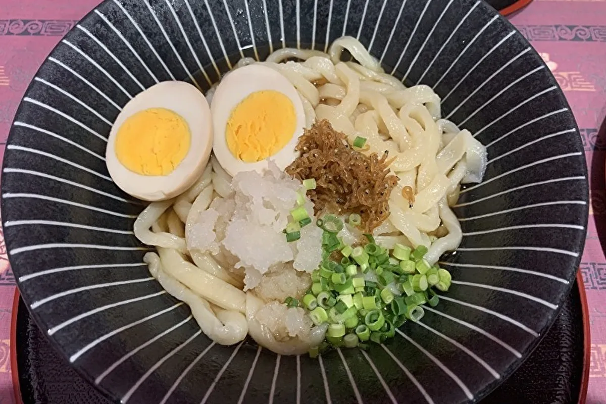 手作業で麺を仕込む本場讃岐うどん！灘区備後町「おうどん たか乃」