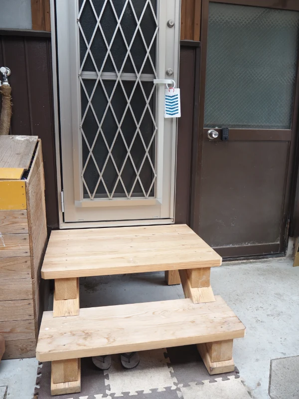 田んぼ作業のあと、そのままお風呂に入れる勝手口