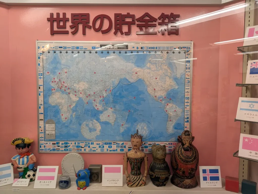 世界の貯金箱博物館　内観４