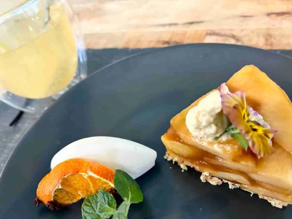 千笑堂　ロースイーツ　りんごのケーキ