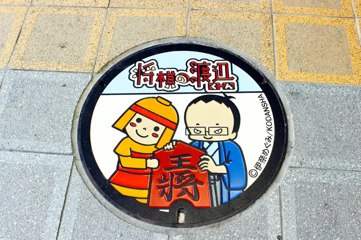 公園にも商店街にもマンホールにも将棋が潜んでる！ “将棋のまち高槻”を歩いてみた