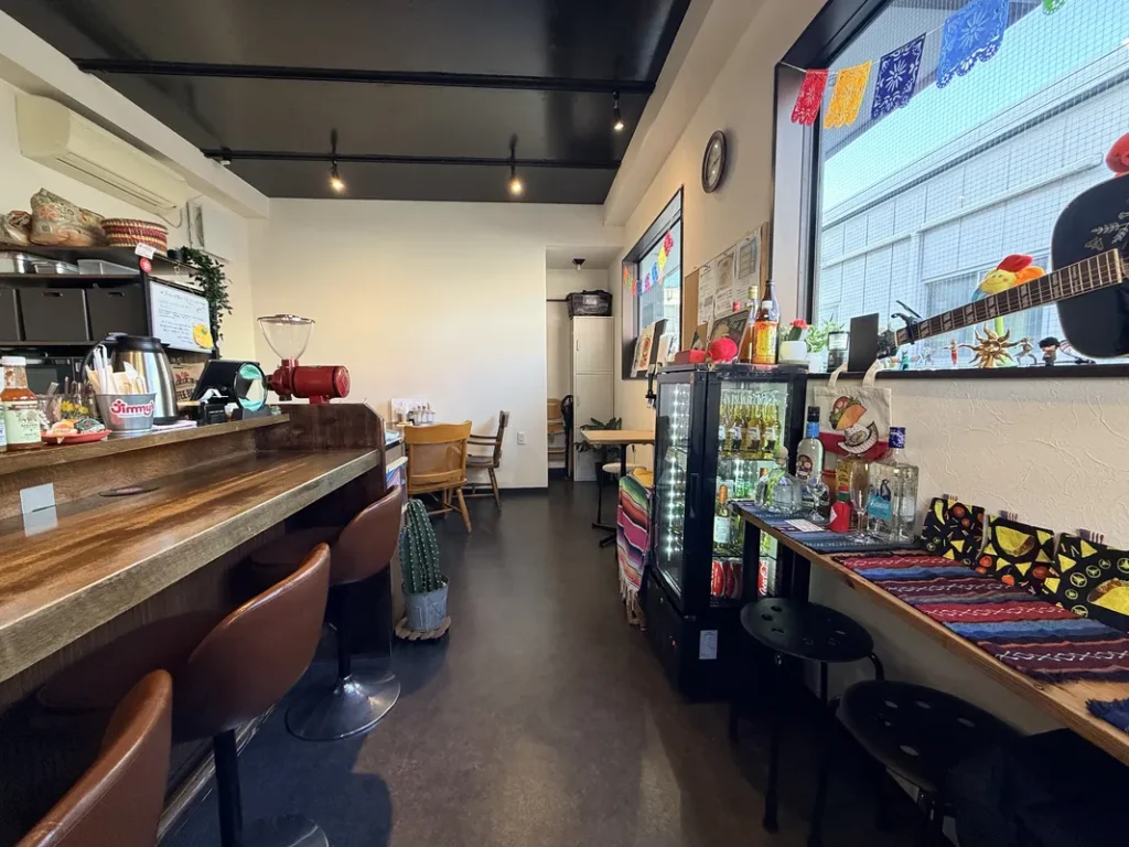 「太陽のタコス」の店内