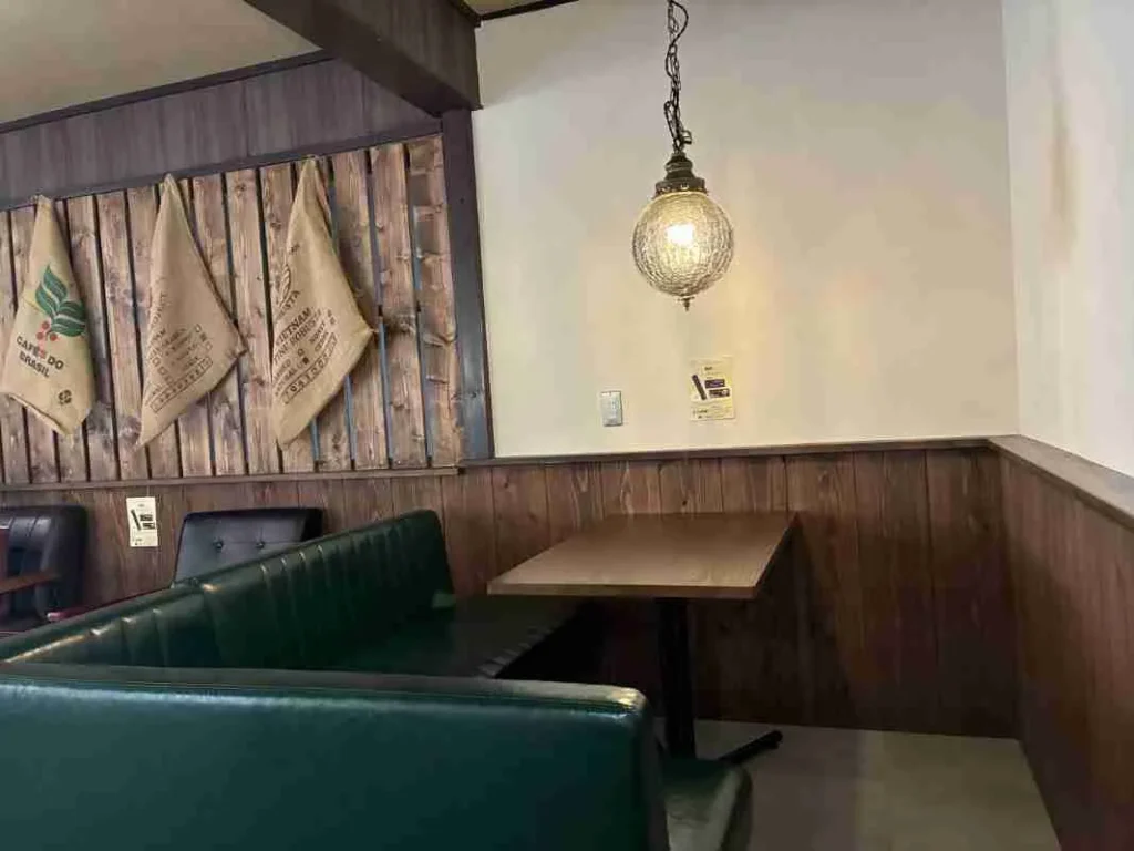 時の砂 隅っこの席