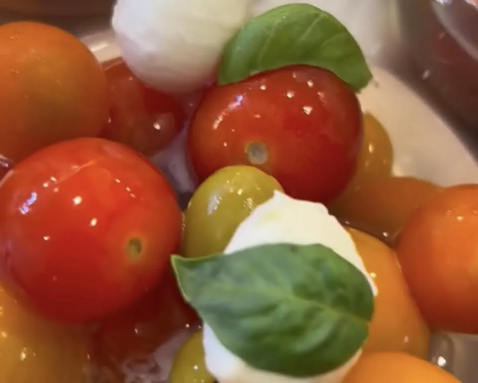 おそうざい　よつば　トマトのサラダ