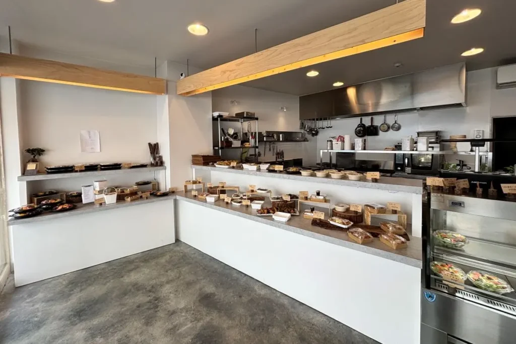 おそうざい　よつば　店内