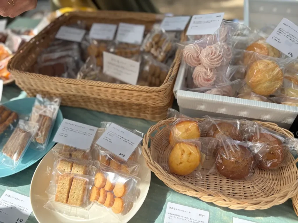 弓弦羽マルシェの焼き菓子の写真