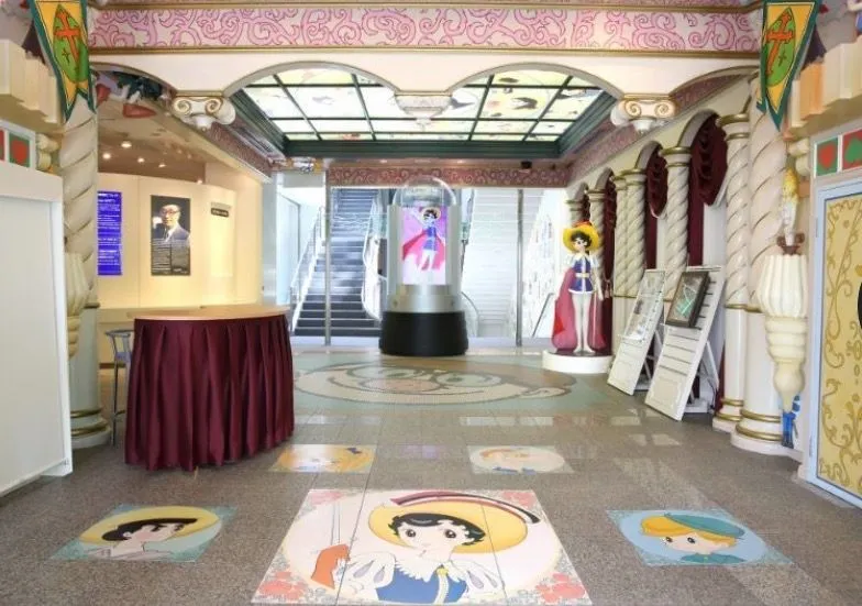 手塚治虫記念館エントランス