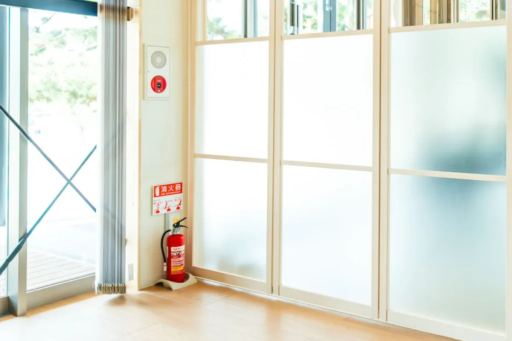 BEACH TOWN 目隠し