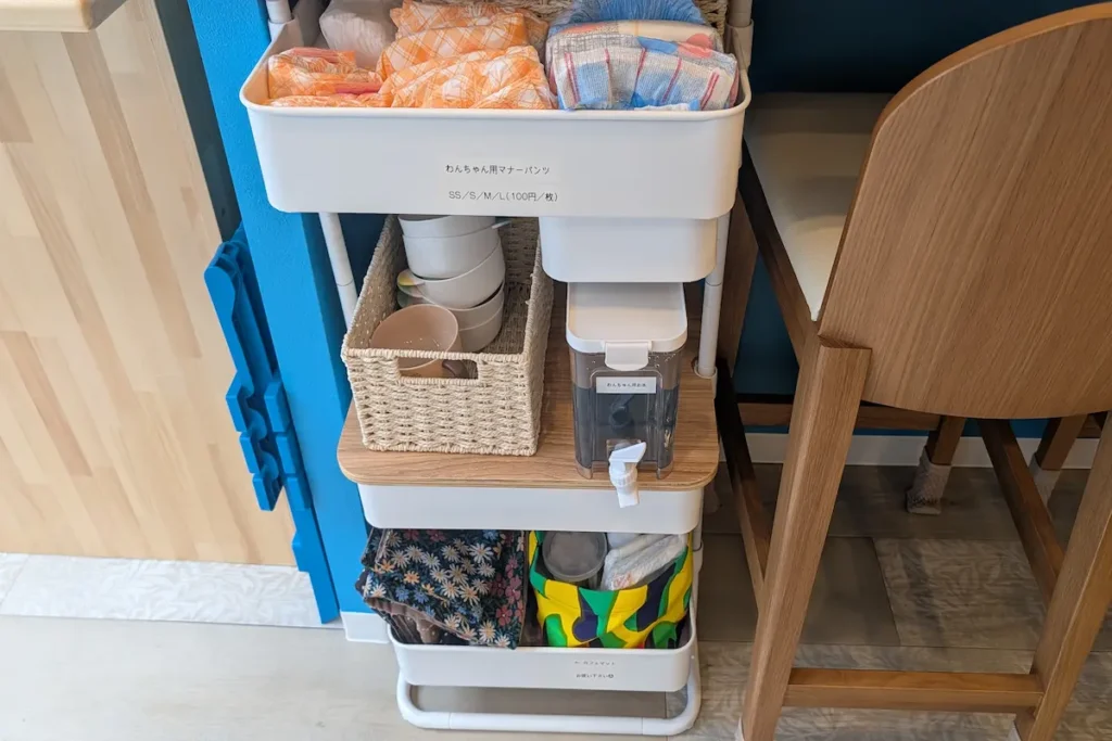 ワンちゃん用のマナーパンツなども売っている