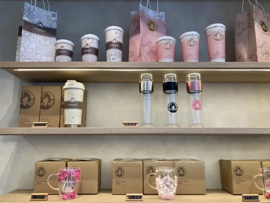 CHARMING 大阪中崎西店　店内