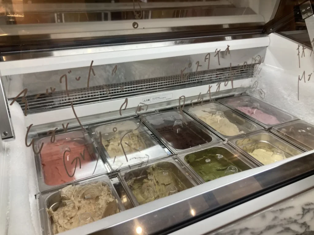 囲と囲曲　ジェラート