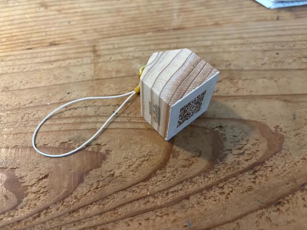 観光みくじストラップの写真