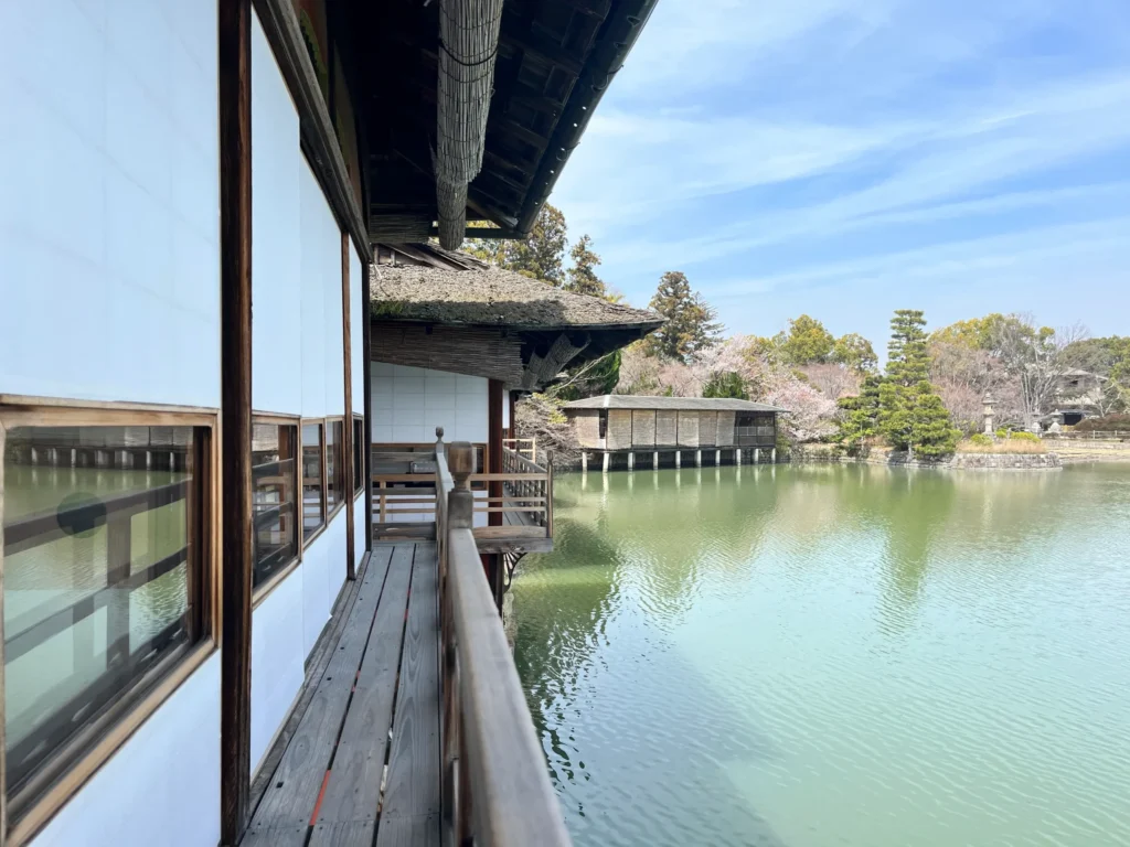 錦水亭　客間　池ビュー