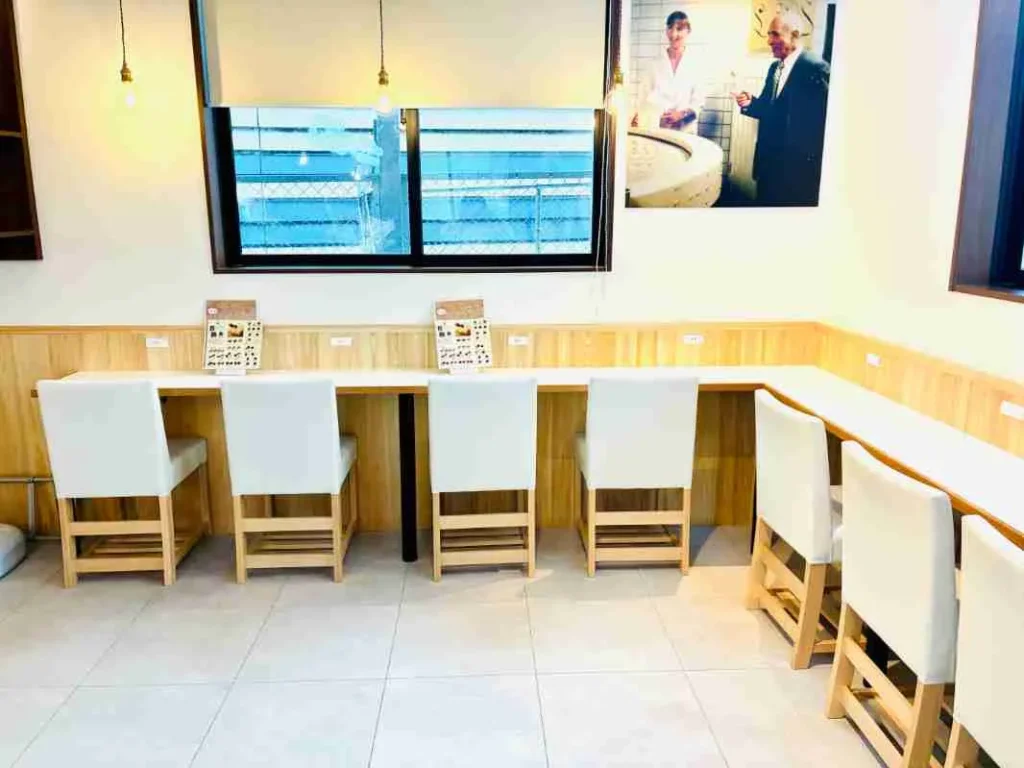 レオニダス 室内