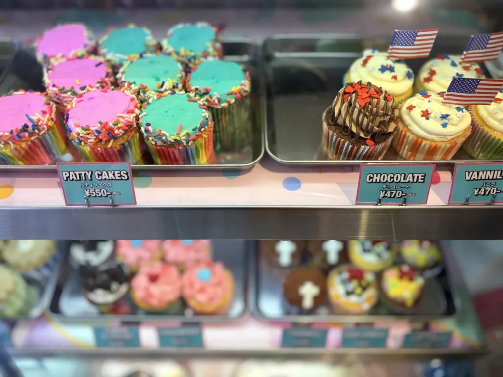 「Patty Cakes cafe」のカップケーキ