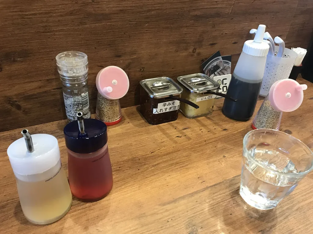 油そば・まぜそば ロマン　調味料