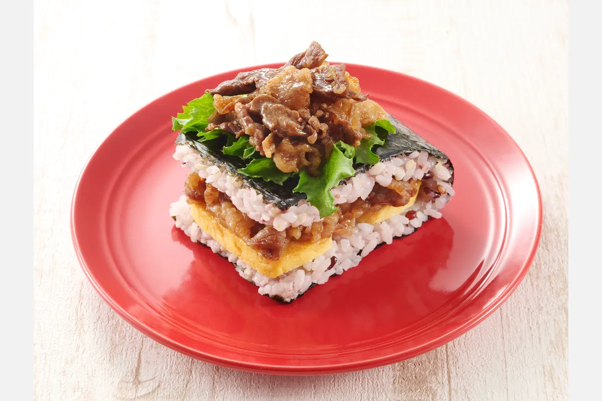 大阪・関西万博で話題を呼んだ「ワンハンド BENTO」が万博記念公園に登場！