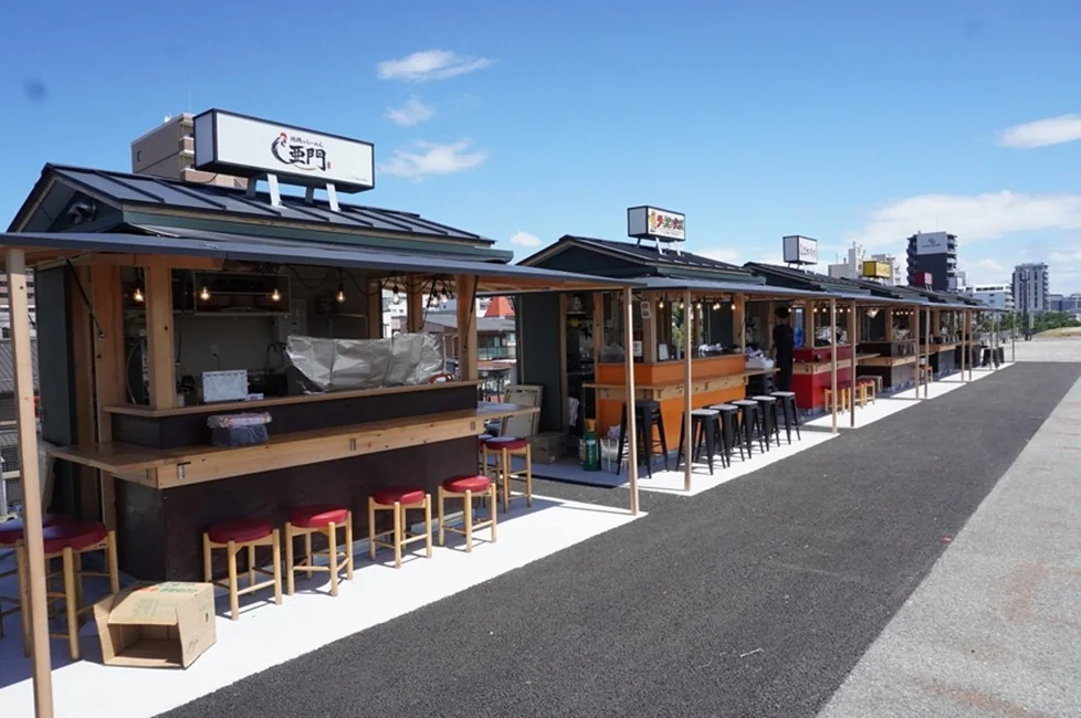 十三に新名所誕生！ 淀川河川敷に22店が集まる「ミナモ十三」へ行ってみた