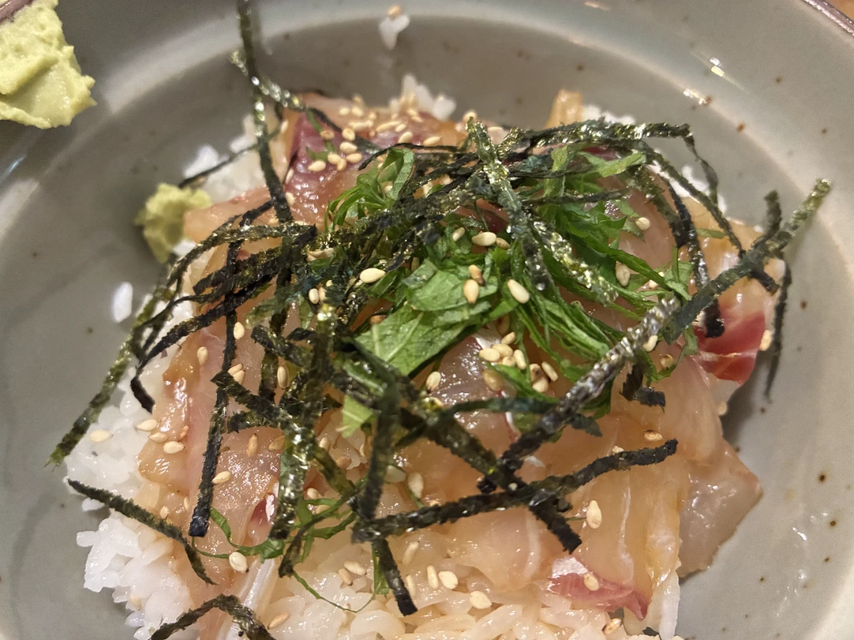 尼崎の地魚漬け丼、梅田で唐揚げとチキン南蛮の定食、野田の新顔カフェほか【日替りランチ放浪記2026年10月第4週】